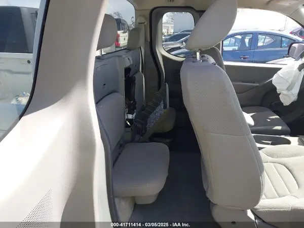 1N6BD0CT8HN719558 2017 NISSAN NAVARA (FRONTIER) - Image 8