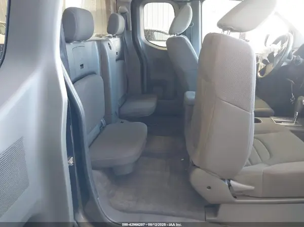 1N6BD0CT8HN738000 2017 NISSAN NAVARA (FRONTIER) - Image 8