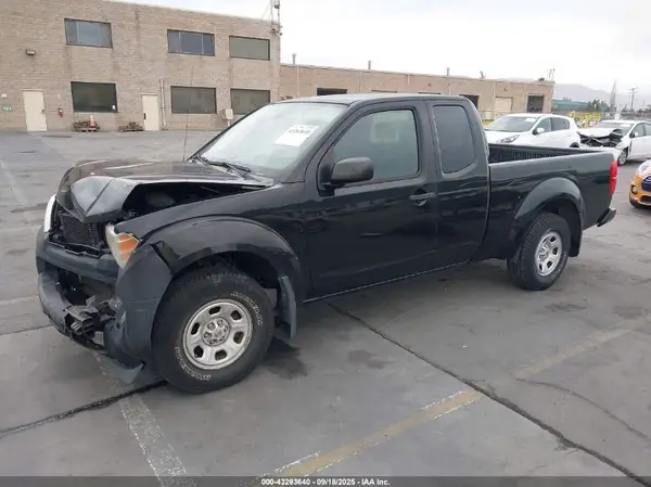 1N6BD0CT8HN739728 2017 NISSAN NAVARA (FRONTIER) - Image 2