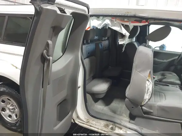 1N6BD0CT8HN757792 2017 NISSAN NAVARA (FRONTIER) - Image 8