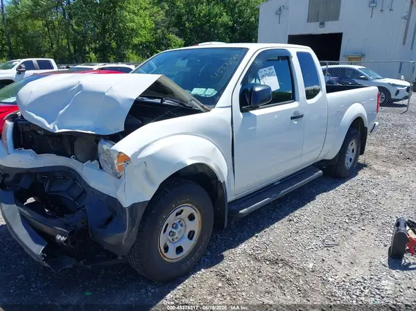 1N6BD0CT8HN760367 2017 NISSAN NAVARA (FRONTIER) - Image 2