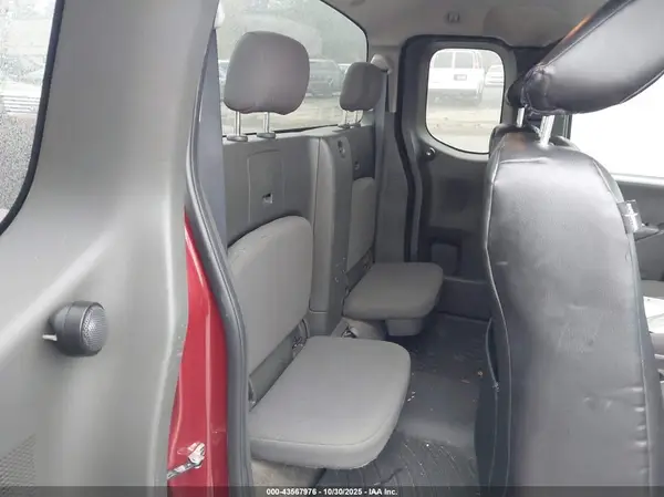 1N6BD0CT8HN770137 2017 NISSAN NAVARA (FRONTIER) - Image 8