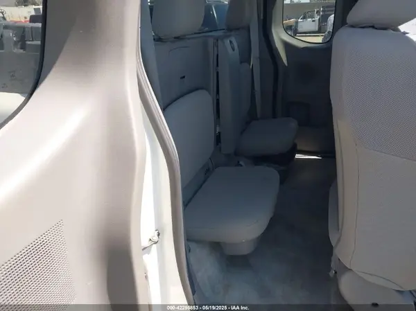 1N6BD0CT8JN735202 2018 NISSAN NAVARA (FRONTIER) - Image 8