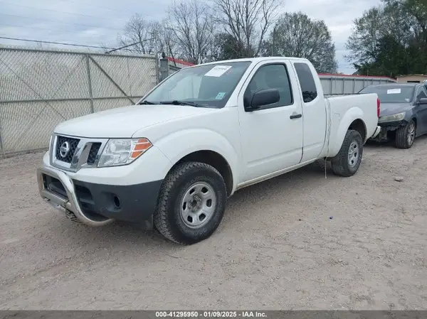 1N6BD0CT8JN771553 2018 NISSAN NAVARA (FRONTIER) - Image 2