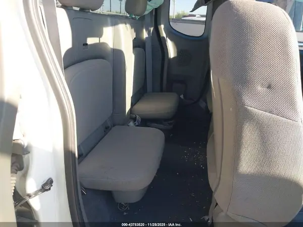 1N6BD0CT8JN773402 2018 NISSAN NAVARA (FRONTIER) - Image 8