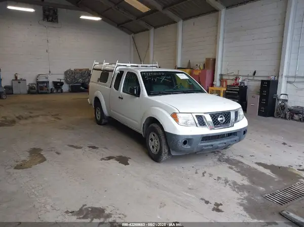 1N6BD0CT9HN718208 2017 NISSAN NAVARA (FRONTIER) - Image 2