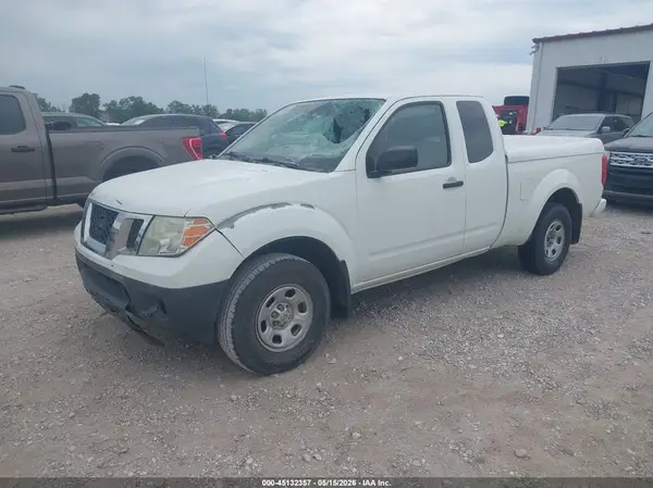 1N6BD0CTXHN765747 2017 NISSAN NAVARA (FRONTIER) - Image 2