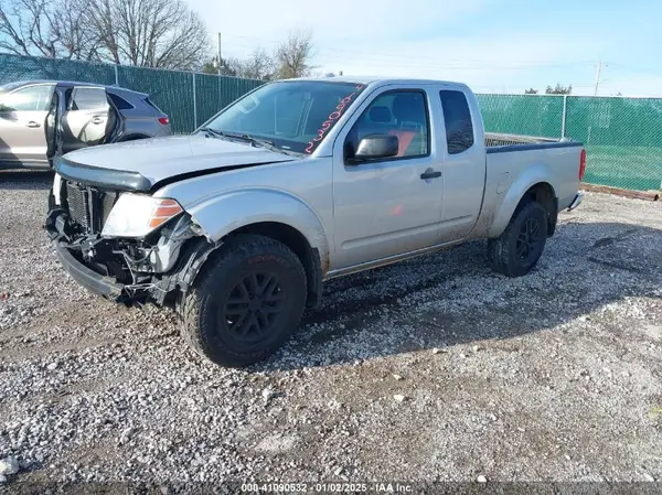 1N6DD0CW6HN768860 2017 NISSAN NAVARA (FRONTIER) - Image 2