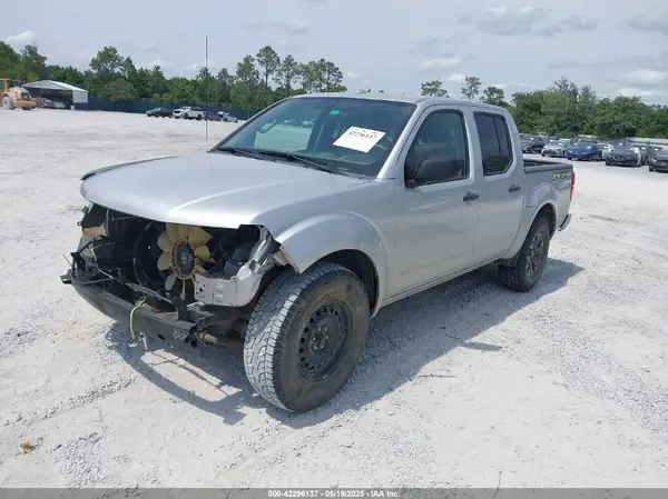 1N6DD0ER1HN704698 2017 NISSAN NAVARA (FRONTIER) - Image 2