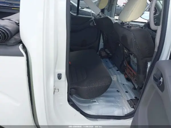 1N6DD0ER1KN762219 2019 NISSAN NAVARA (FRONTIER) - Image 8