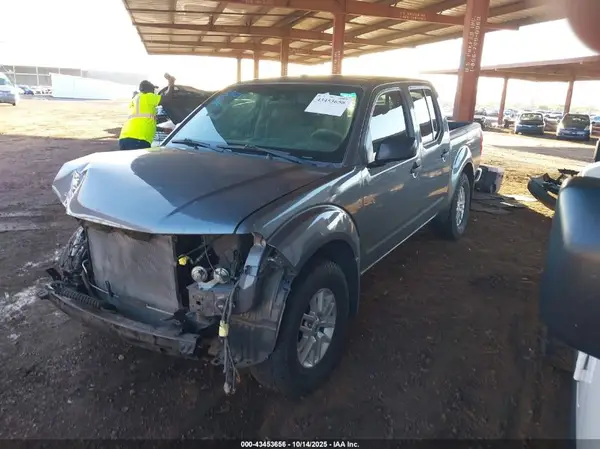 1N6DD0ER2HN766126 2017 NISSAN NAVARA (FRONTIER) - Image 2