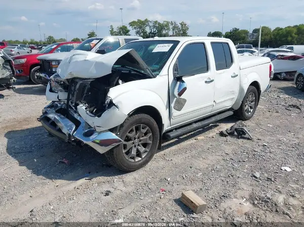 1N6DD0ER5HN704848 2017 NISSAN NAVARA (FRONTIER) - Image 2