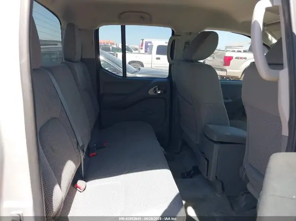1N6DD0ER7HN714040 2017 NISSAN NAVARA (FRONTIER) - Image 8