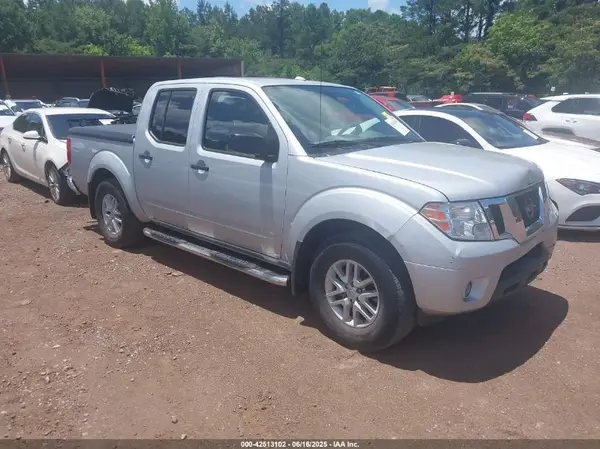 1N6DD0ER8JN750681 2018 NISSAN NAVARA (FRONTIER) - Image 1