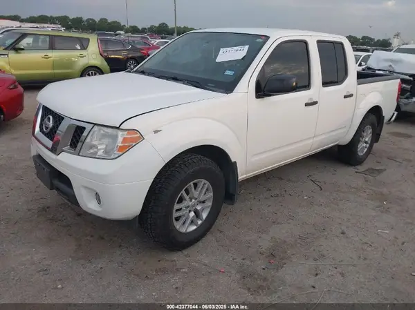 1N6DD0ER8KN752125 2019 NISSAN NAVARA (FRONTIER) - Image 2