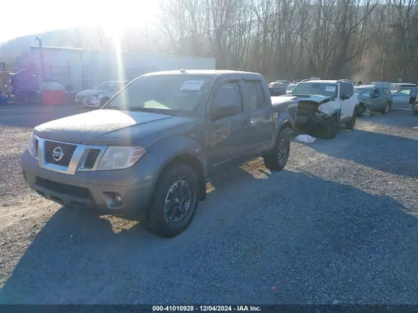 1N6DD0ER9JN771328 2018 NISSAN NAVARA (FRONTIER) - Image 2