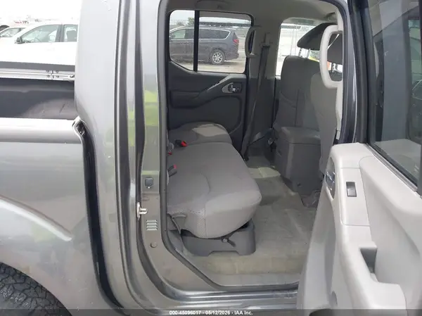 1N6DD0EV0HN711753 2017 NISSAN NAVARA (FRONTIER) - Image 8