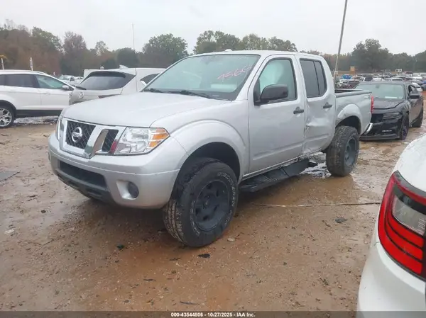 1N6DD0EV0HN757566 2017 NISSAN NAVARA (FRONTIER) - Image 2