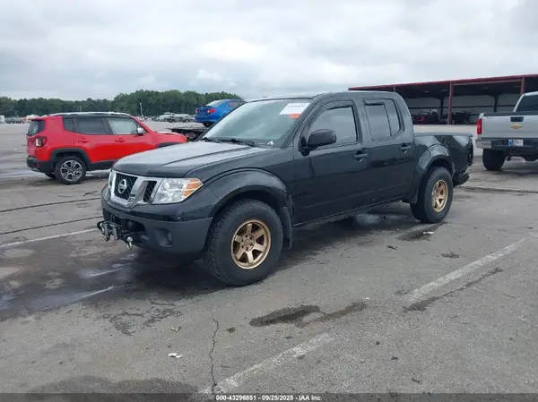 1N6DD0EV0KN765044 2019 NISSAN NAVARA (FRONTIER) - Image 2