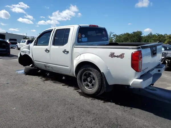 1N6DD0EV1HN771704 2017 NISSAN NAVARA (FRONTIER) - Image 2