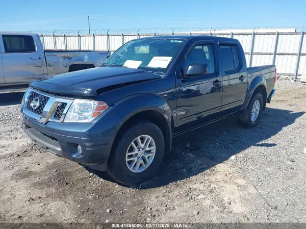 1N6DD0EV1KN738158 2019 NISSAN NAVARA (FRONTIER) - Image 2