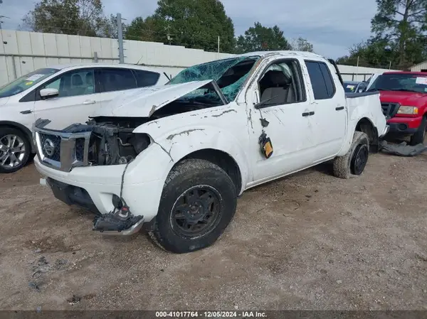 1N6DD0EV2HN765247 2017 NISSAN NAVARA (FRONTIER) - Image 2