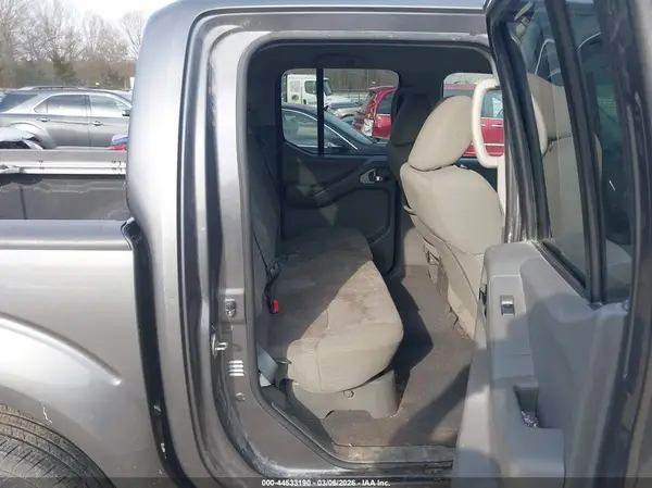 1N6DD0EV2KN780810 2019 NISSAN NAVARA (FRONTIER) - Image 8