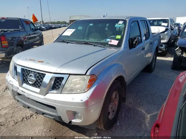 1N6DD0EV3HN717899 2017 NISSAN NAVARA (FRONTIER) - Image 2