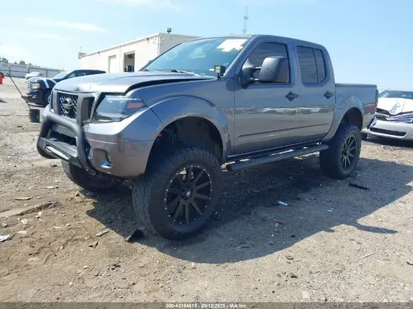 1N6DD0EV3KN737058 2019 NISSAN NAVARA (FRONTIER) - Image 2
