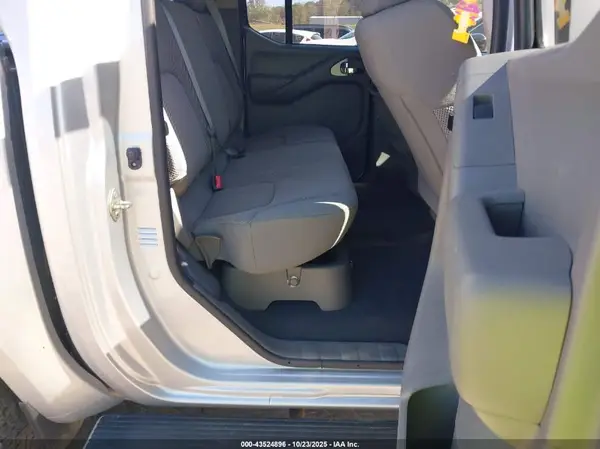 1N6DD0EV3KN782937 2019 NISSAN NAVARA (FRONTIER) - Image 8