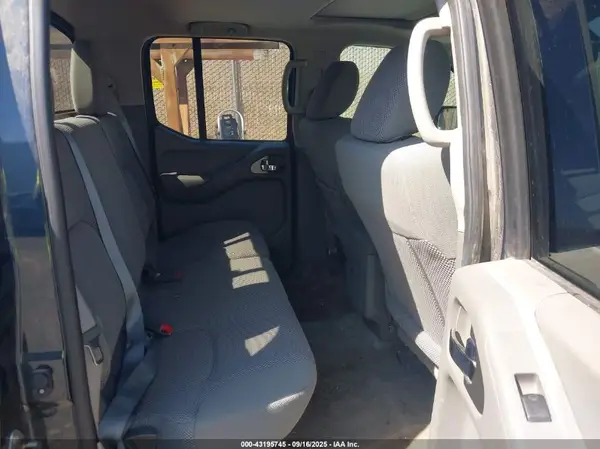 1N6DD0EV4HN704630 2017 NISSAN NAVARA (FRONTIER) - Image 8