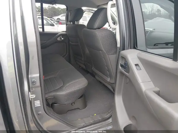 1N6DD0EV4KN797771 2019 NISSAN NAVARA (FRONTIER) - Image 8