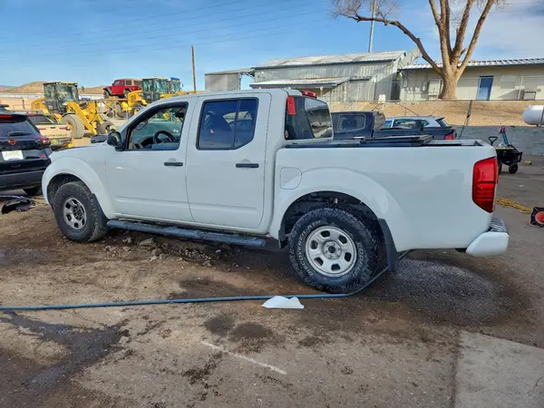1N6DD0EV5HN714454 2017 NISSAN NAVARA (FRONTIER) - Image 2