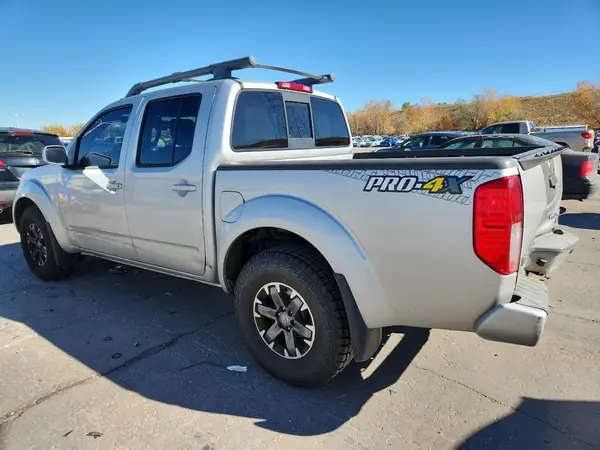 1N6DD0EV5HN738950 2017 NISSAN NAVARA (FRONTIER) - Image 2