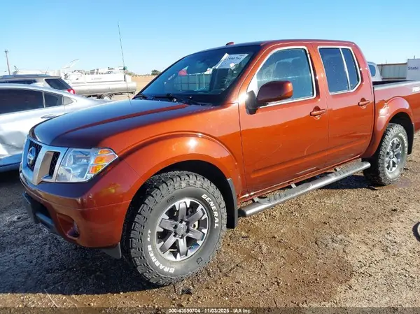 1N6DD0EV6HN708629 2017 NISSAN NAVARA (FRONTIER) - Image 2