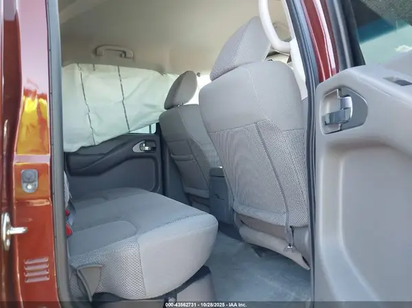 1N6DD0EV6HN738178 2017 NISSAN NAVARA (FRONTIER) - Image 8