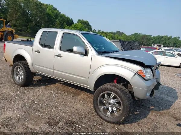 1N6DD0EV6JN757691 2018 NISSAN NAVARA (FRONTIER) - Image 1