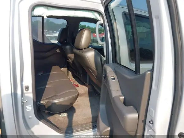 1N6DD0EV6JN757691 2018 NISSAN NAVARA (FRONTIER) - Image 8