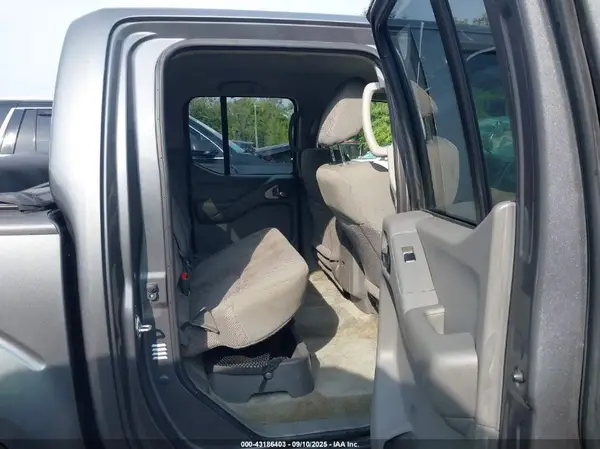 1N6DD0EV8HN769948 2017 NISSAN NAVARA (FRONTIER) - Image 8