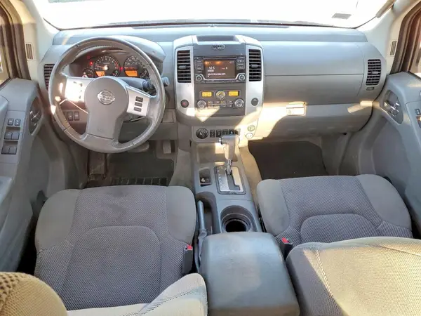 1N6DD0EV8HN775572 2017 NISSAN NAVARA (FRONTIER) - Image 8