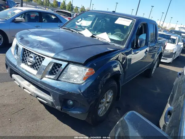 1N6DD0EV9HN726543 2017 NISSAN NAVARA (FRONTIER) - Image 2