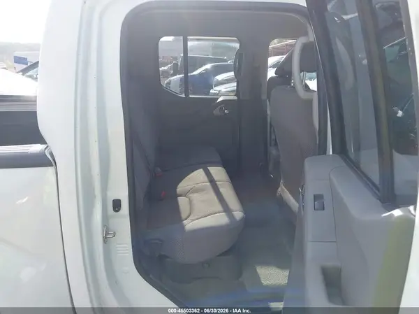 1N6DD0EV9HN740636 2017 NISSAN NAVARA (FRONTIER) - Image 8
