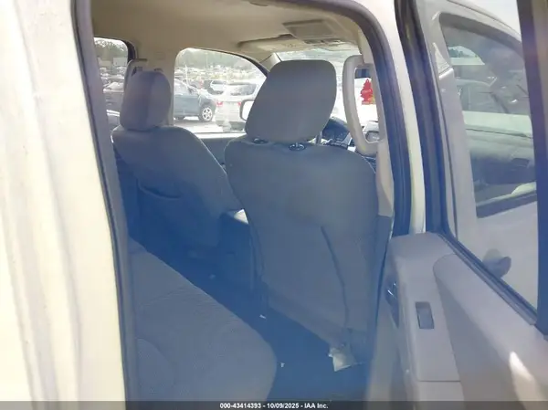1N6DD0EV9KN751689 2019 NISSAN NAVARA (FRONTIER) - Image 8
