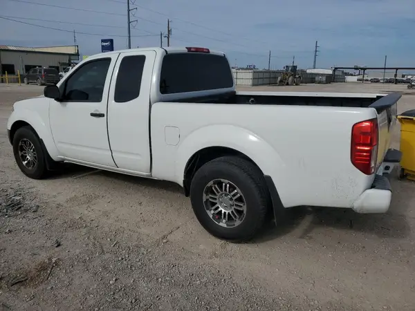 1N6ED0CE0MN722575 2021 NISSAN NAVARA (FRONTIER) - Image 2