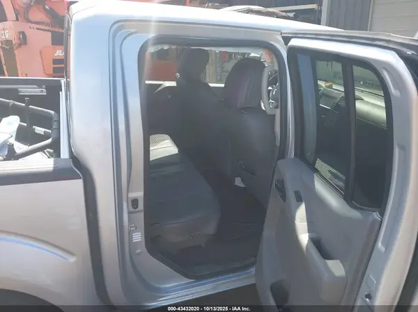 1N6ED0EA0LN714338 2020 NISSAN NAVARA (FRONTIER) - Image 8