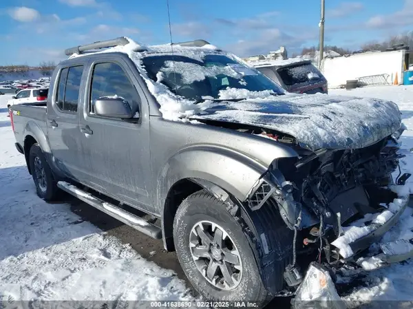 1N6ED0EB1LN705785 2020 NISSAN NAVARA (FRONTIER) - Image 1