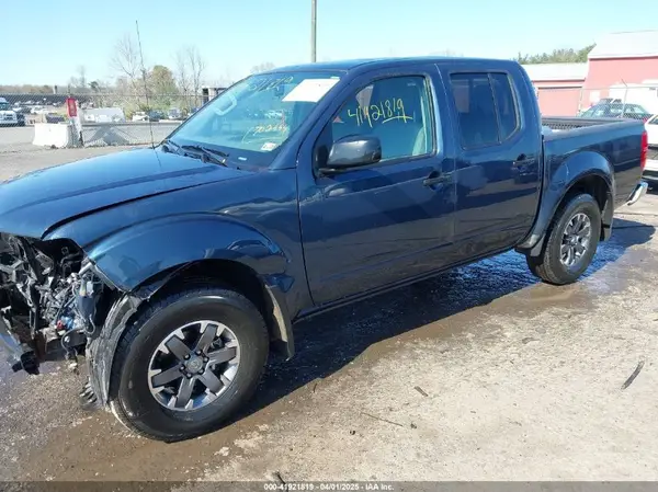 1N6ED0EB2MN702444 2021 NISSAN NAVARA (FRONTIER) - Image 2
