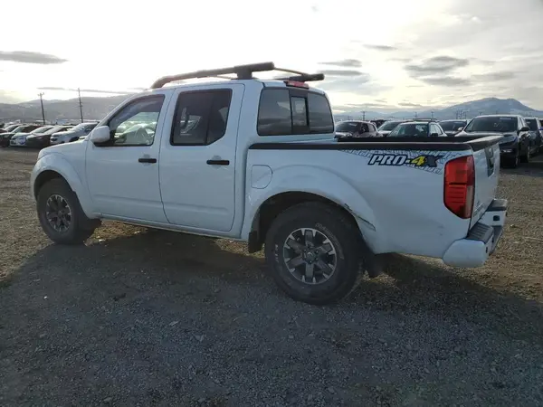 1N6ED0EB8LN704830 2020 NISSAN NAVARA (FRONTIER) - Image 2