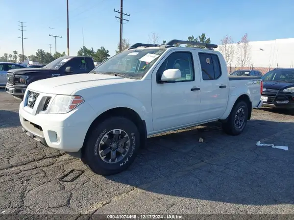 1N6ED0EB8MN704862 2021 NISSAN NAVARA (FRONTIER) - Image 2