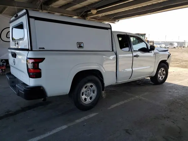 2023 NISSAN NAVARA (FRONTIER) COPART lot 58234515 auction photo 3